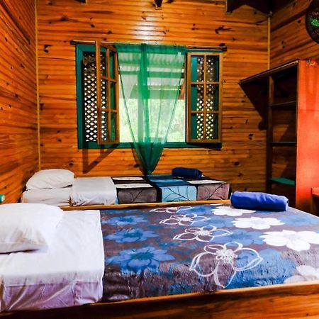 Aldina S Guest House Cahuita Luaran gambar